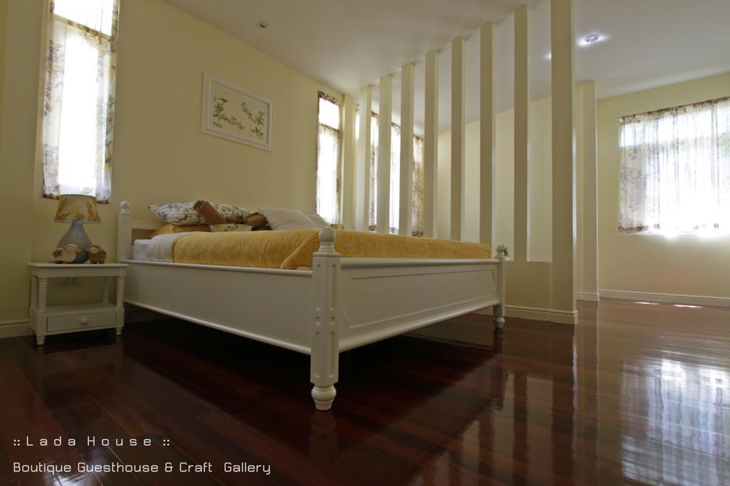 Bed and Breakfast Lada House à Lampang Chambre photo