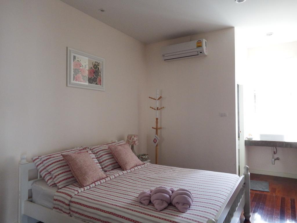 Bed and Breakfast Lada House à Lampang Chambre photo