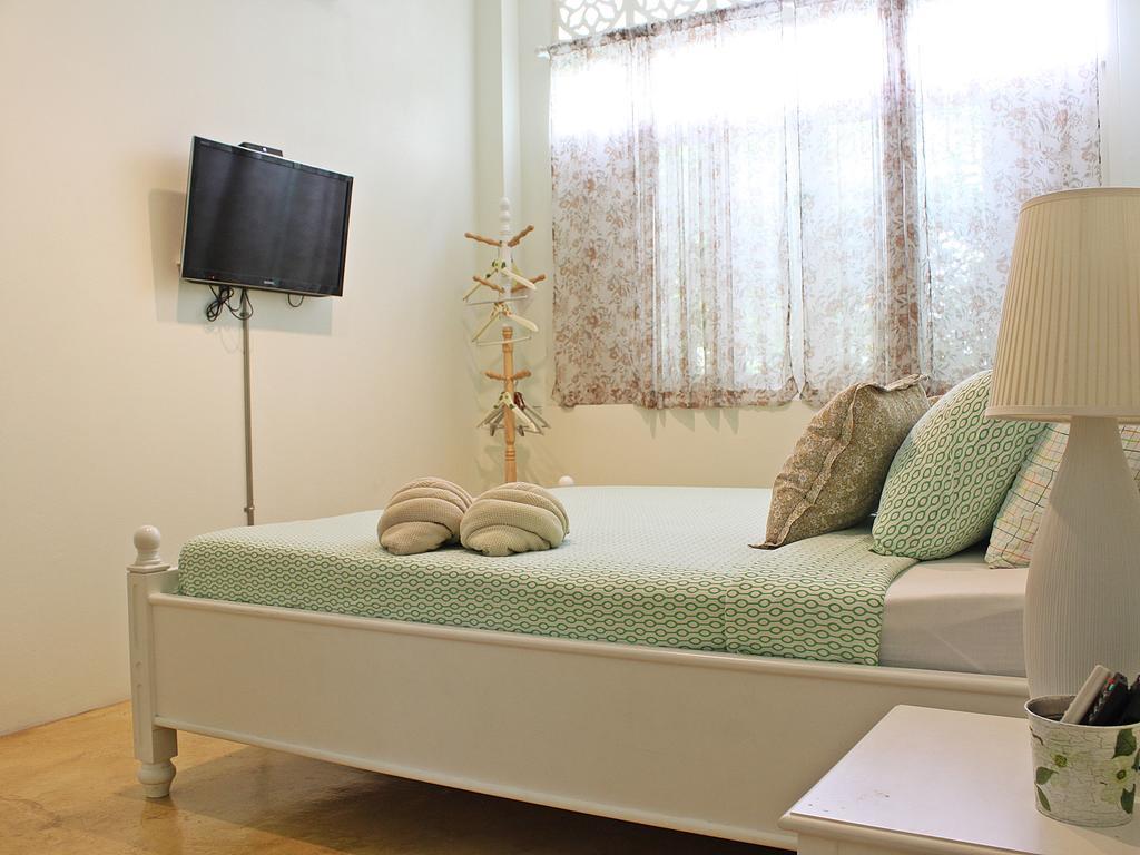 Bed and Breakfast Lada House à Lampang Extérieur photo